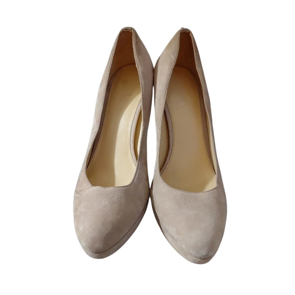 Michael Kors Antionette Tan Suede Pump Size 8 Women's Heels
